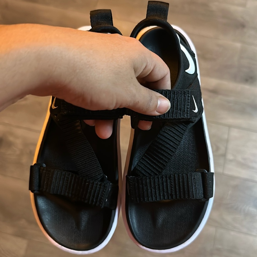Nike Vista sandals